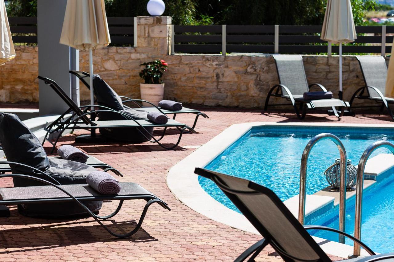 Helena'S Aparthotel , Scaleta Prinos  Екстер'єр фото