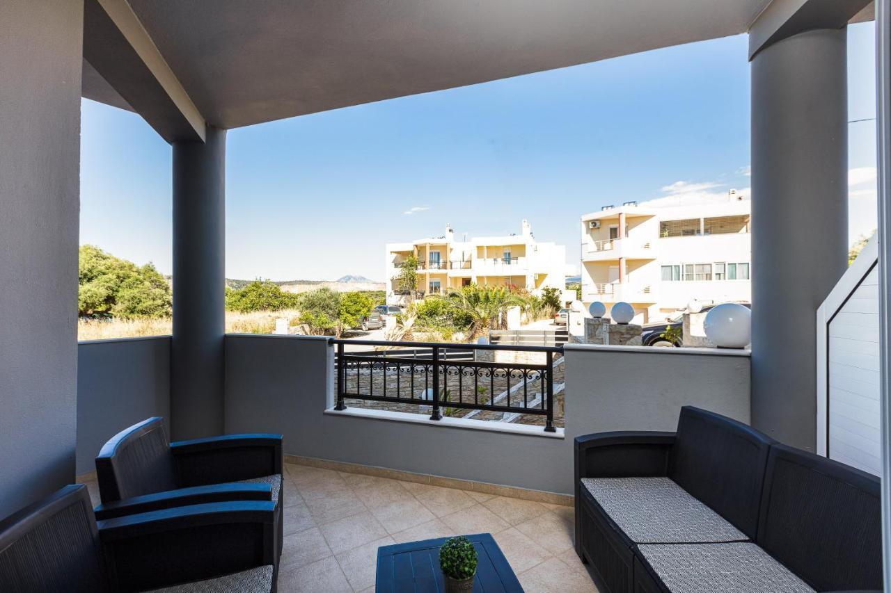 Helena'S Aparthotel , Scaleta Prinos  Екстер'єр фото